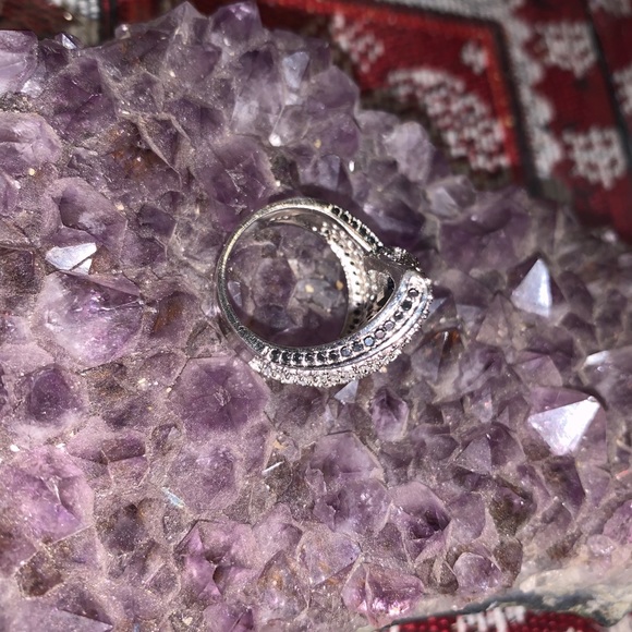 925 silver CZ ring - Picture 2 of 3